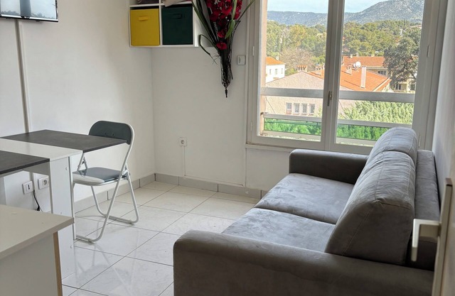 Studio A Louer A 150 M DE LA Plage ET Tous Commerces