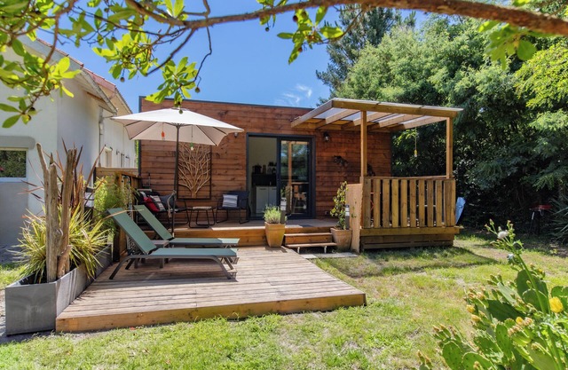 Studio Apartment 'Chalet Nature' with Private Terrace, Wi-Fi and Air Conditioning