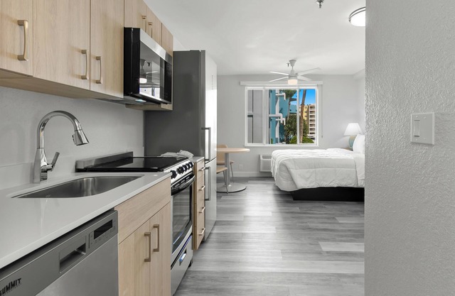 Studio Apartment in Beachfront Property