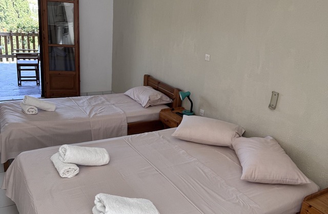 Studio Apartment '2' with Sea View, Wi-Fi and Air Conditioning