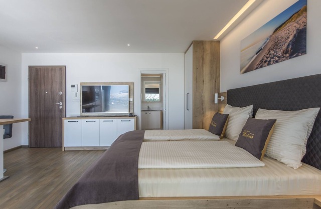 Studio apartment A2 by the sea