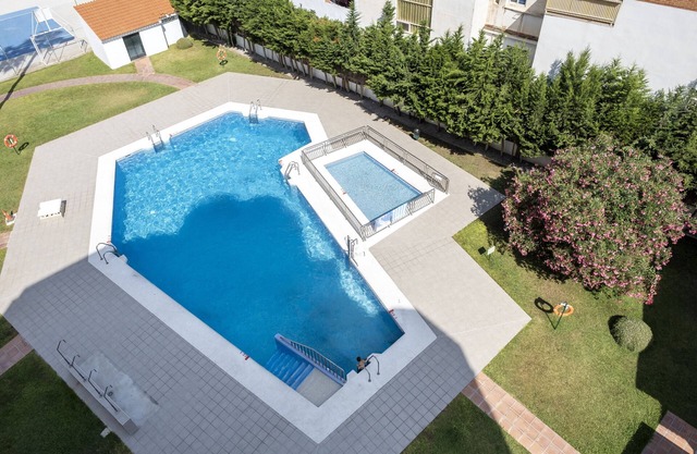 Studio Apartment 'Torre Del Mar' with Sea View, Wi-Fi and Air Conditioning