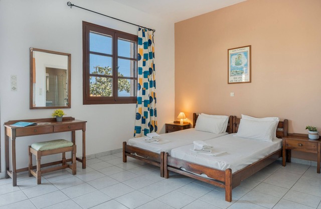 Studio Apartment 'Frantzis 3' with Sea View, Wi-Fi and Air Conditioning