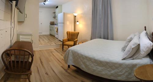 Studio Apartment near Hospitals, TJC and Downtown