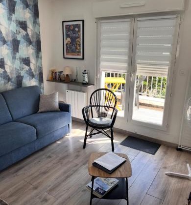 Studio avec grand balcon Marin