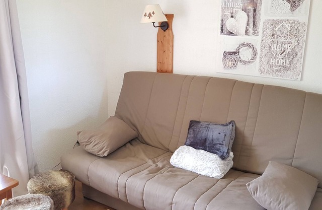 Studio cabin for 4, terrace, parking, pets allowed