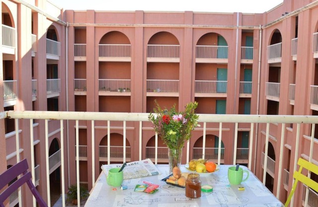 Studio calme et central à Saint Aygulf, plage à 300m, marché provençal à pied, 3 couchages. - FR-1-226A-107