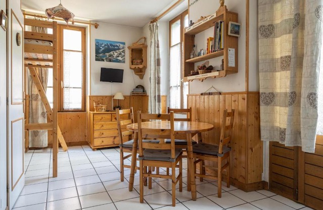 Studio en centre village St Gervais