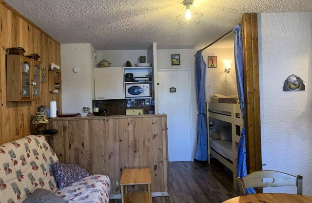 Studio für 4 Personen