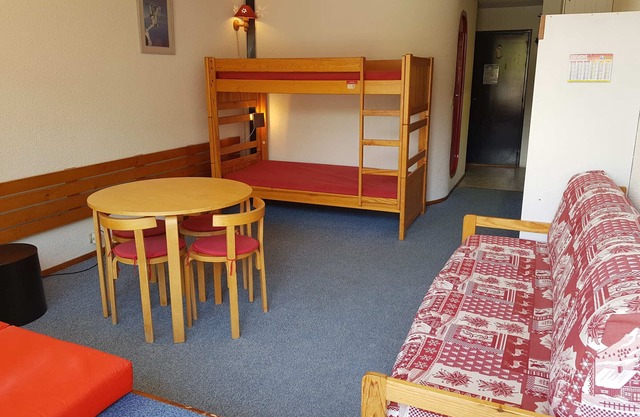 Studio for 4 in Arc 1600, 50m from slopes, balcony, TV