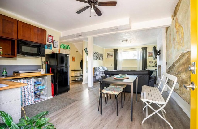 Studio in West Seattle