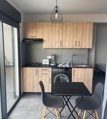 Studio moderne indépendant