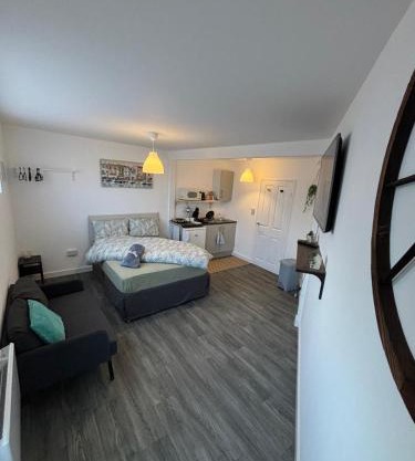 Studio Near NEC, Airport, HS2