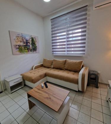Studio Petrovac B