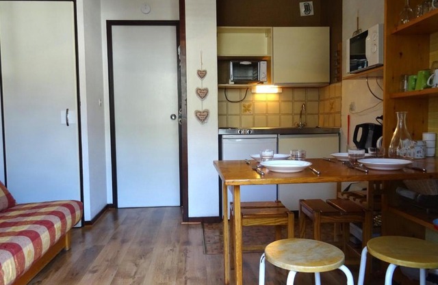 Studio pour 3 personnes avec piscine et proche funiculaire - FR-1-411-279