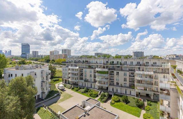 Studio Wojska Polskiego by Renters