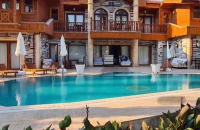 Stunning 10 Bedroom Villa in Dalyan