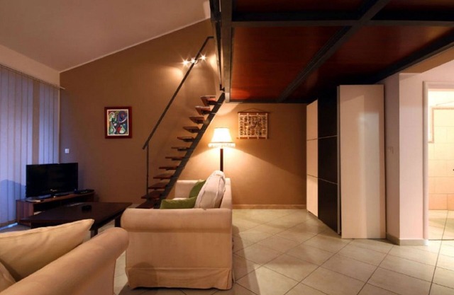 Stunning 1bdr apartment with a gallery