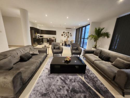 Stunning 2 Bedroom App at Relax Complex