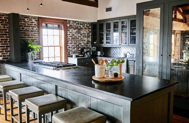 Stunning 3 Bedroom Loft with Upscale Hotel Amenities