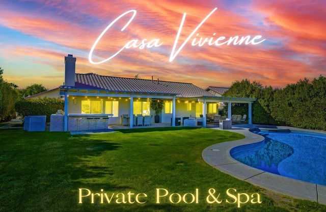 Stunning 5 Star Home Retreat Private Pool Spa BBQ 4 BR