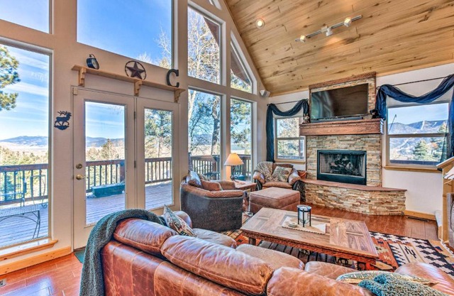 Stunning Angel Fire Home with Views 3 Mi to Slopes