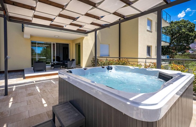 Stunning apartment in Kostrena