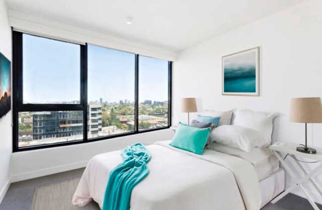 Stunning Views & Central South Yarra Location