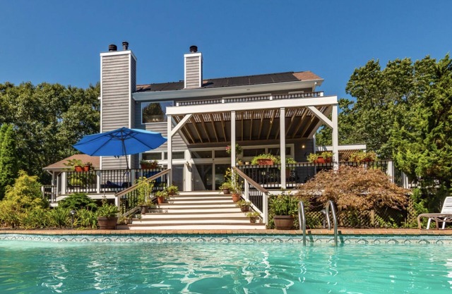 Stunning Beach House - steps from Peconic Bay w/Heated Pool