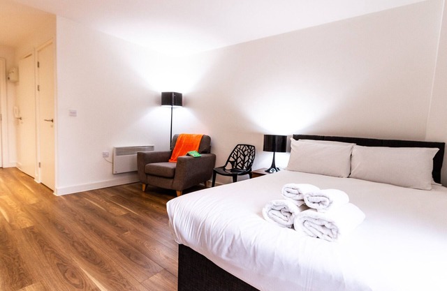 Stunning Centrally Located Studio Apt