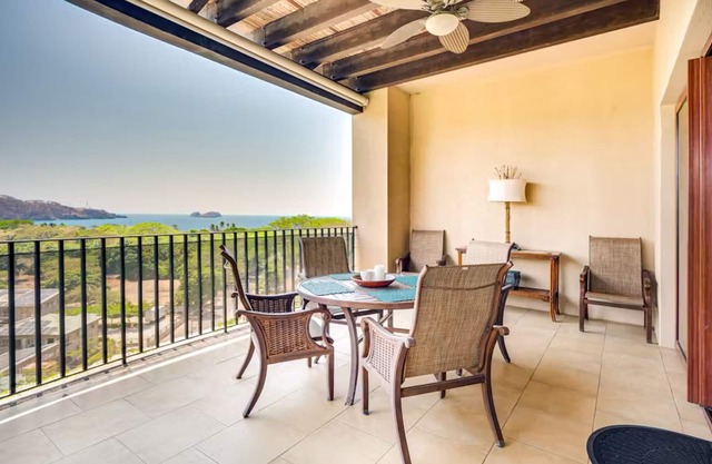 Stunning coastal penthouse with sweeping views, pools, gym, fast WiFi & AC
