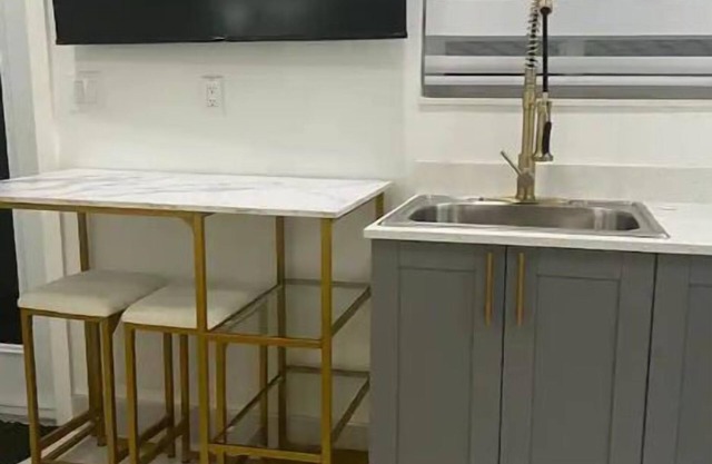Stunning Deluxe Studio