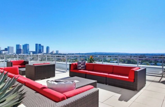 Stunning doorman building furnished one bedroom apartment in the heard of LA.