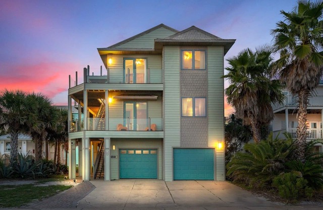 Stunning Gulf & Sound Views | Fire Pit