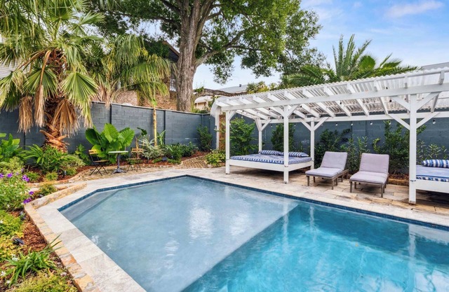 Stunning Historic Villa w/Heated Pool 5br|5ba