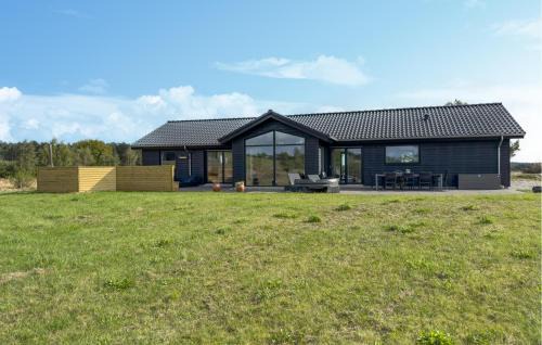 Stunning Home In Ebeltoft With Sauna