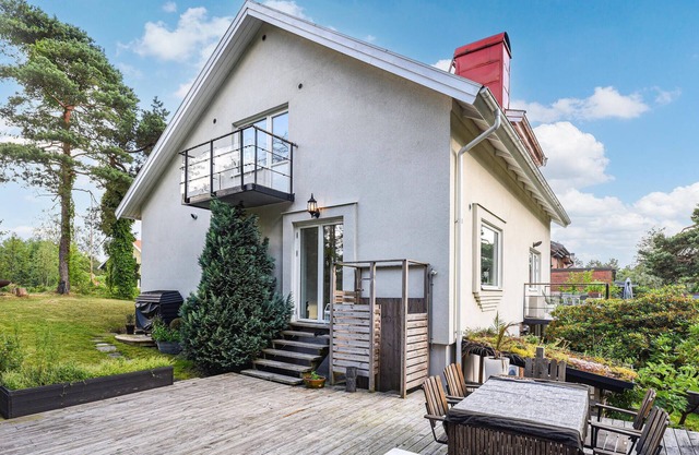 Stunning home in Göteborg with sauna