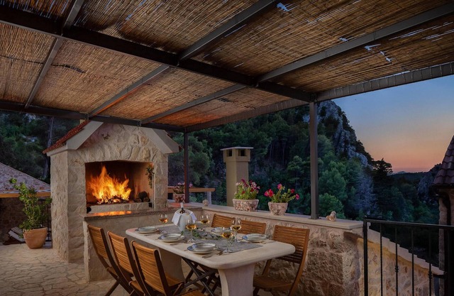 Stunning home in Hvar with sauna