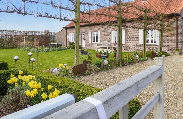 Stunning home in Kemmel with WiFi
