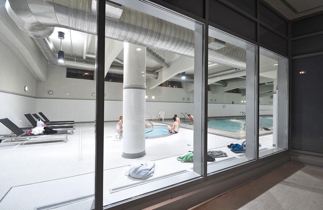 Stunning modern luxury 2 bedroom, 2 bath condo rental