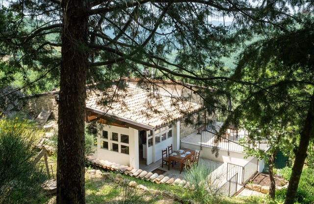 Stunning private villa for 5 people with WIFI, terrace and pets allowed