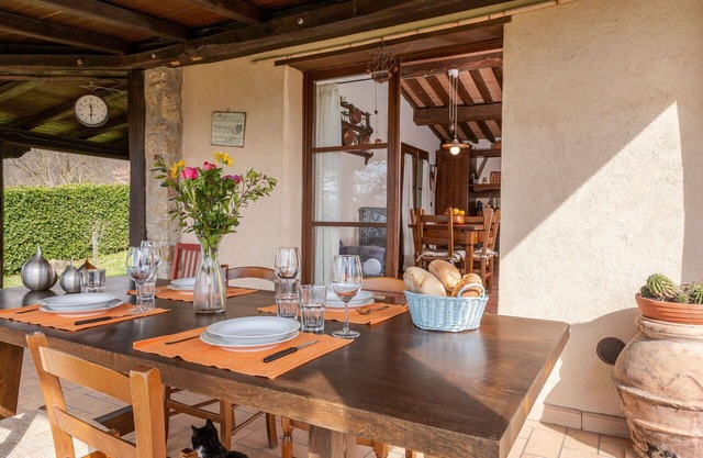 Stunning private villa for 5 guests with WIFI, TV, terrace and panoramic view