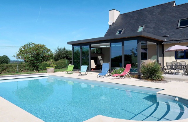 Stunning private villa for 6 people with private pool, WIFI, TV, terrace, panoramic view and par.