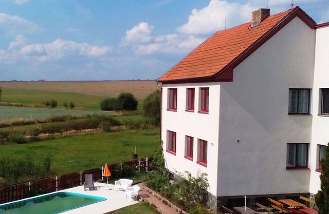 Stunning private villa with WIFI, private pool, TV, terrace, pets allowed and panoramic view