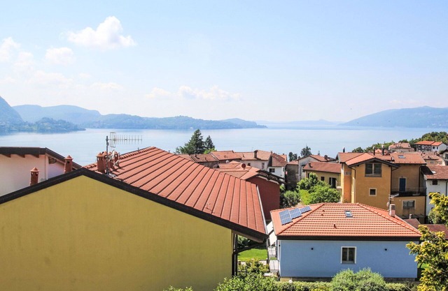 Stunning private villa for 11 people with WIFI, TV, balcony and pets allowed