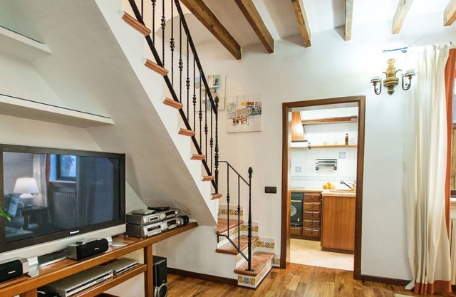 Stunning private villa for 4 people with WIFI, A/C, TV and terrace