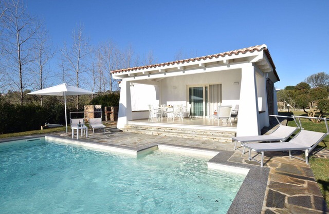 Stunning private villa for 8 guests with private pool, A/C, WIFI, panoramic view and parking