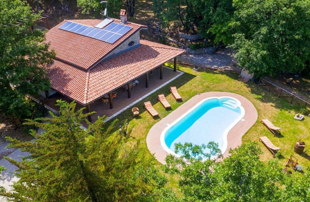 Stunning private villa with private pool, A/C, WIFI, TV, patio, pets allowed and panoramic view