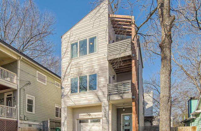 Stunning Sleek 3-Story Home in Edgewood ATL