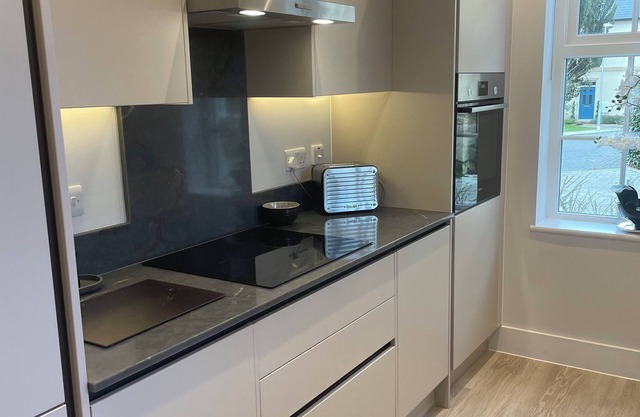 Stunning townhouse, private secure parking, centrally located.